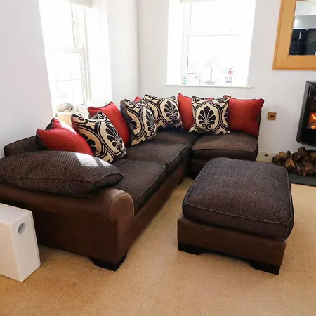 2 Lighthouse Cottage, Barrow-in-furness Holiday home Barrow-in-Furness