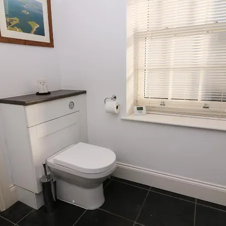 2 Lighthouse Cottage, Barrow-in-furness