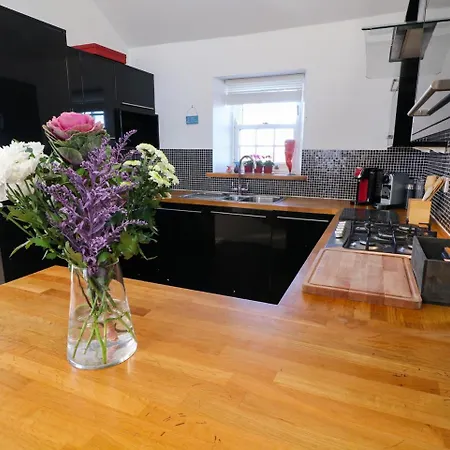 2 Lighthouse Cottage, Barrow-in-furness Tatil Evi Barrow-in-Furness