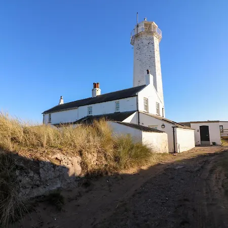 2 Lighthouse Cottage, Barrow-in-furness Tatil Evi *